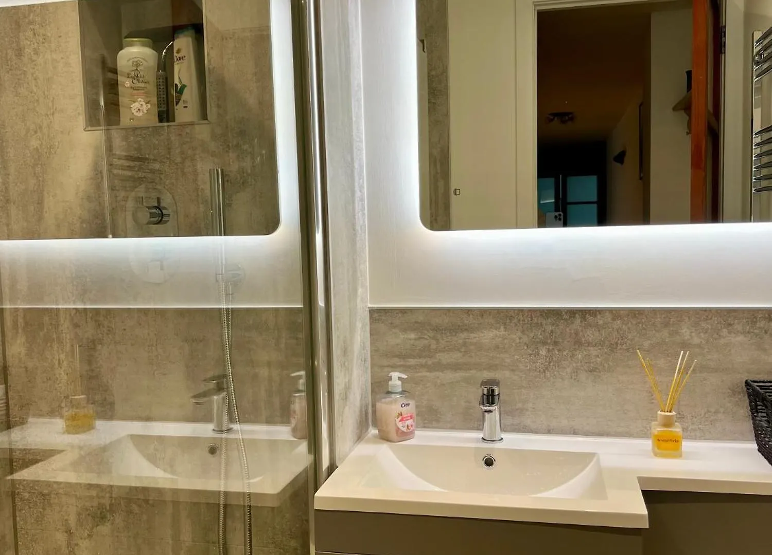 Stunning Victorian Mansion Apartment - Hosted By Agf Property - Free Parking Upon Request Hove